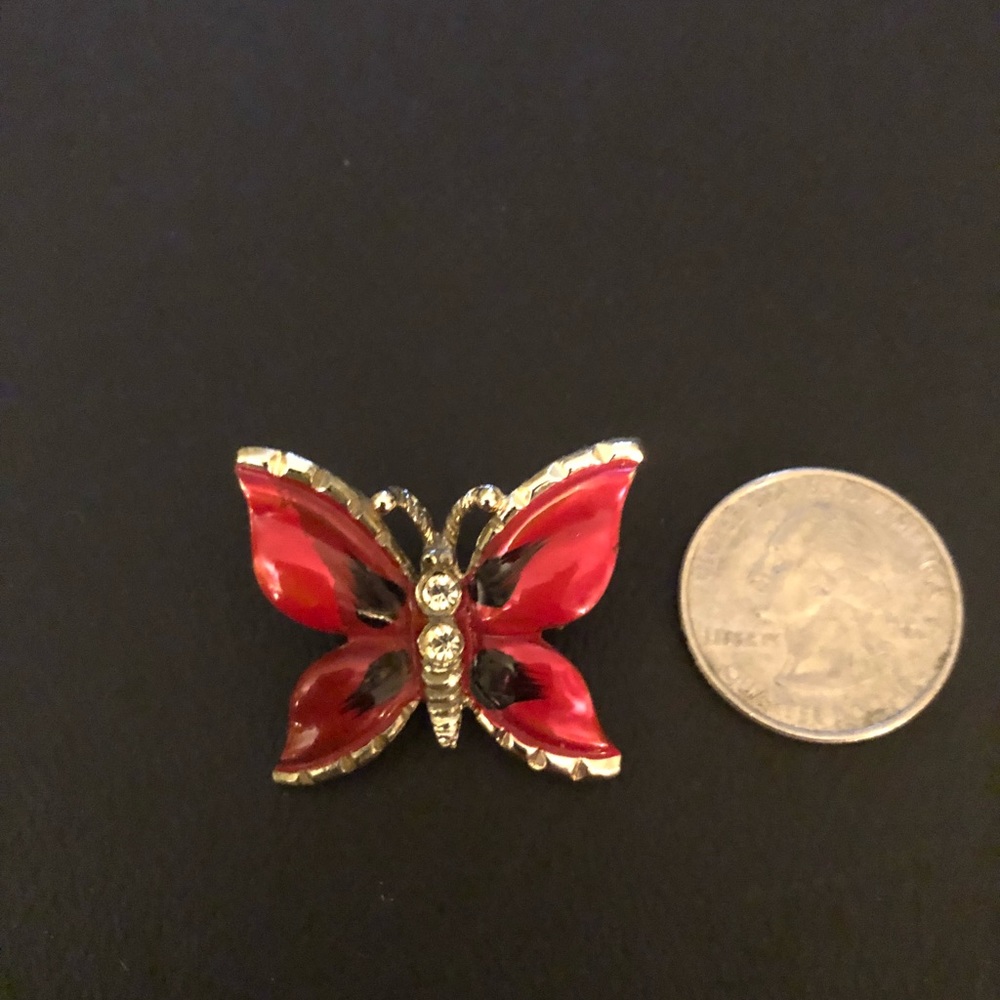 Red Butterfly Brooch - Picture 3 of 3